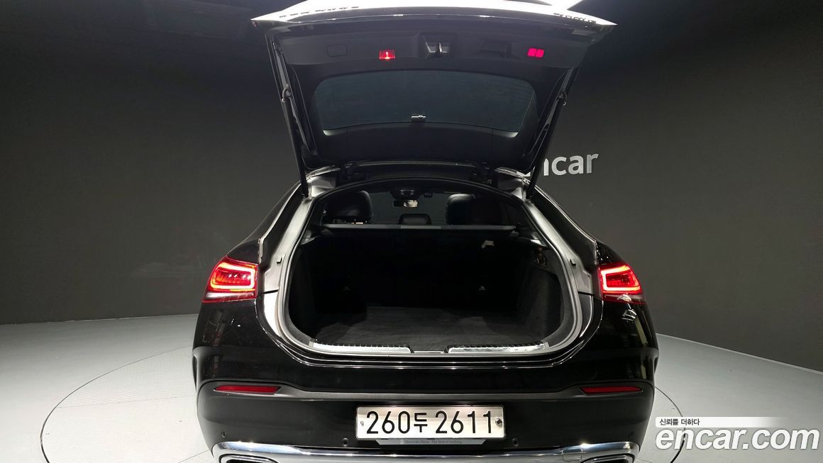 Mercedes-Benz GLE-Class 2021