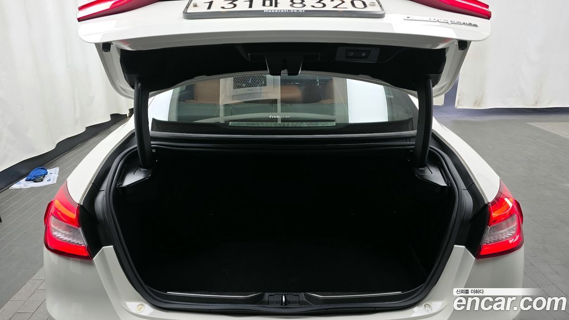 Maserati Quattroporte 2020