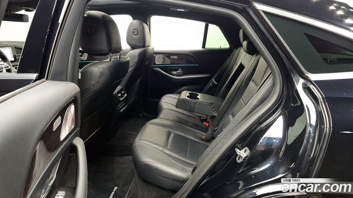 Mercedes-Benz GLE-Class 2021