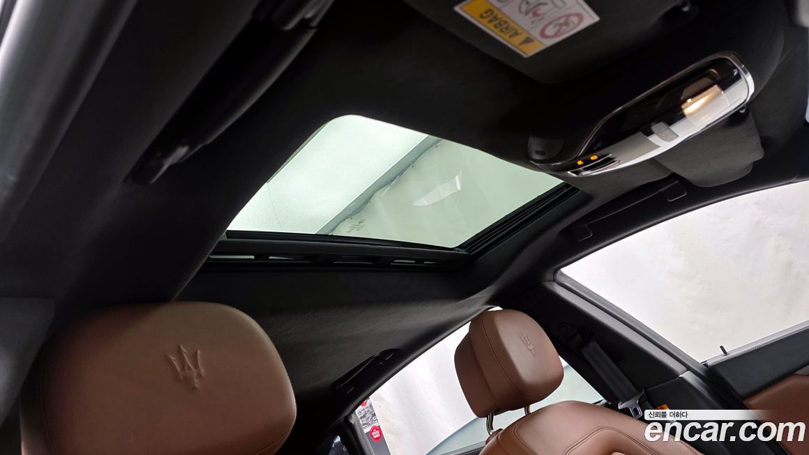 Maserati Quattroporte 2020