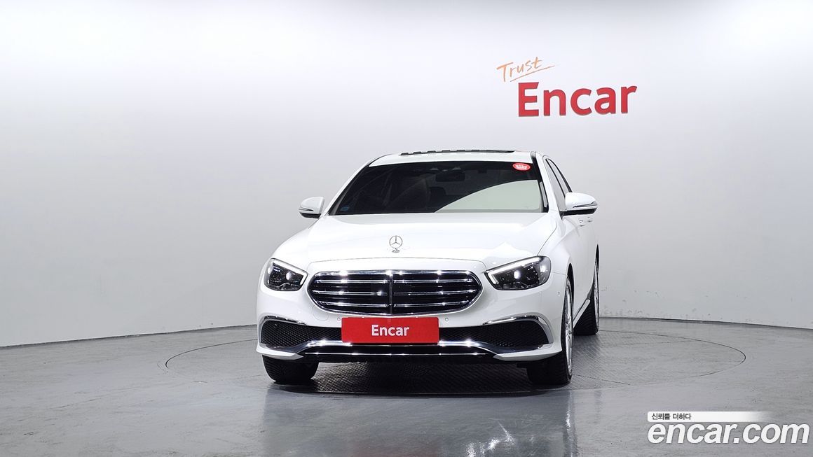 Mercedes-Benz E-Class 2021