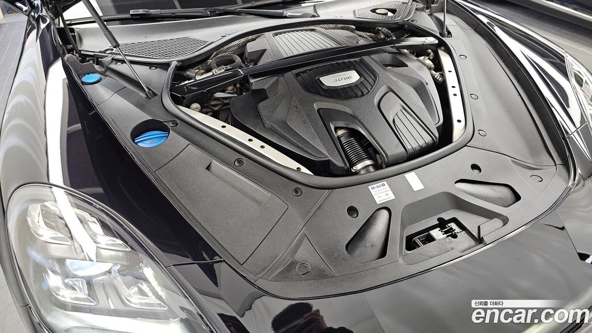 Porsche Panamera 2018