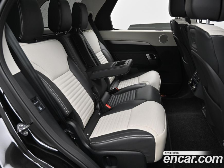 Land Rover Discovery 2025
