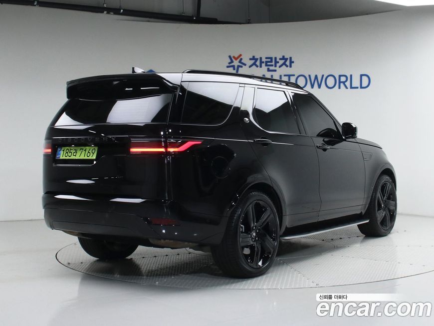 Land Rover Discovery 2025