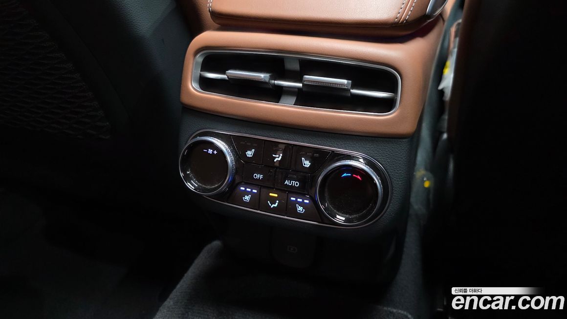 Genesis GV70 2021