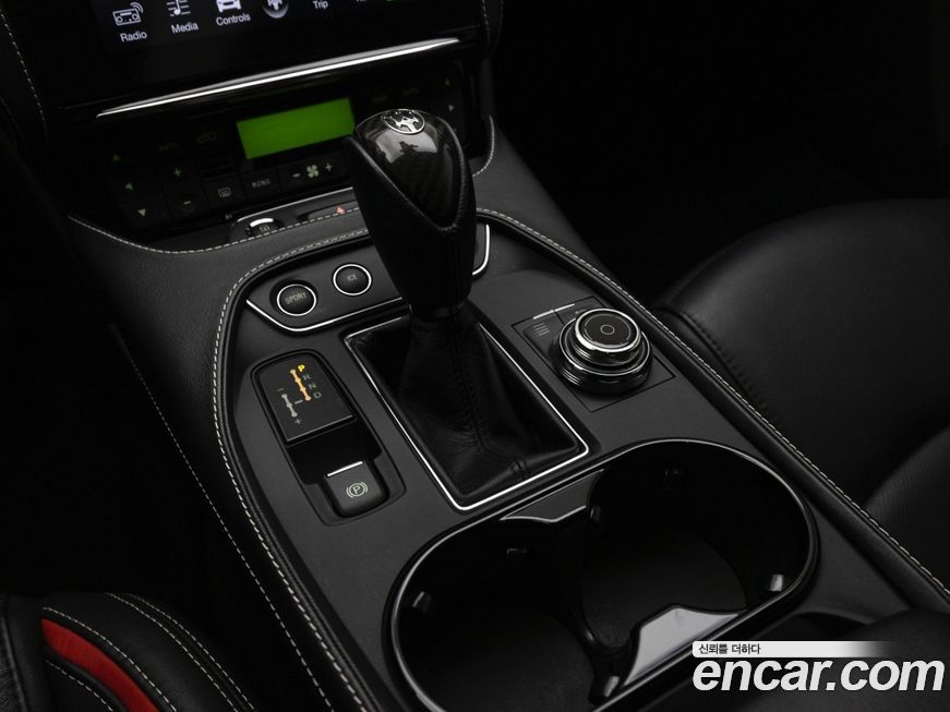 Maserati GranTurismo 2019