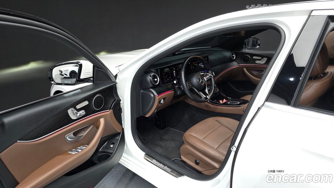 Mercedes-Benz E-Class 2022