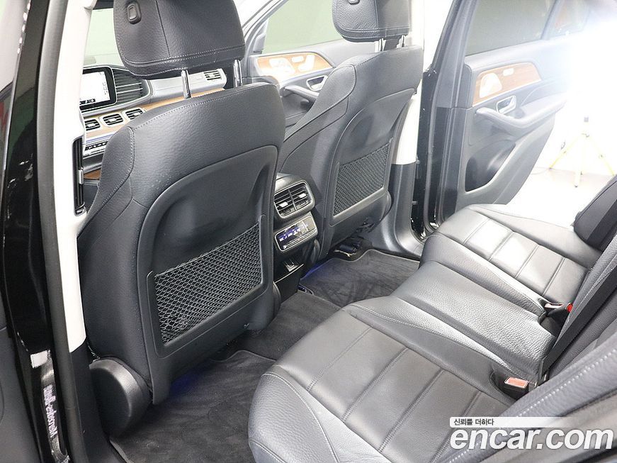 Mercedes-Benz GLE-Class 2021