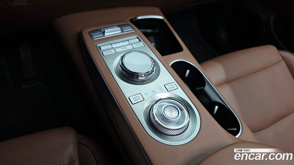 Genesis GV70 2021