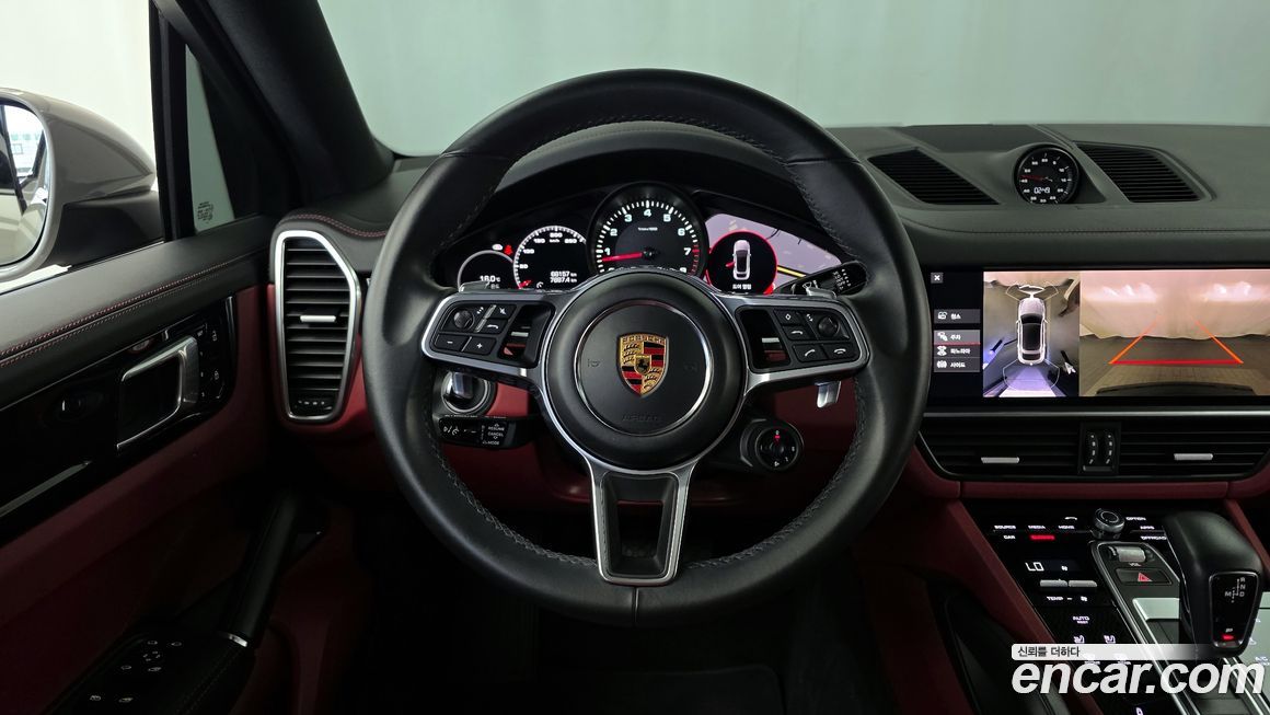 Porsche Cayenne 2021