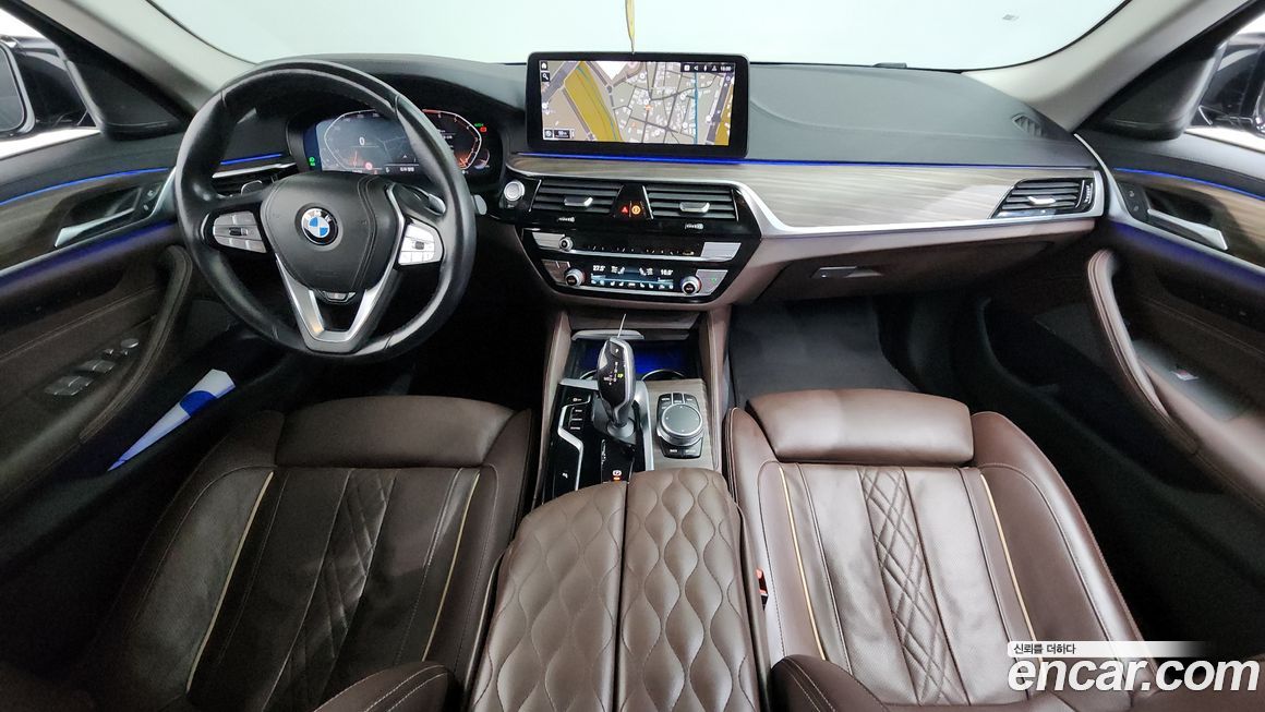 BMW 5-Series 2022