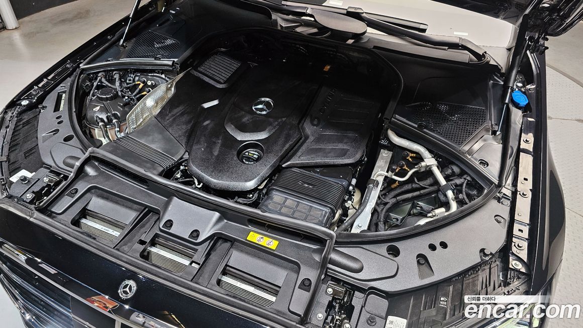 Mercedes-Benz S-Class 2022