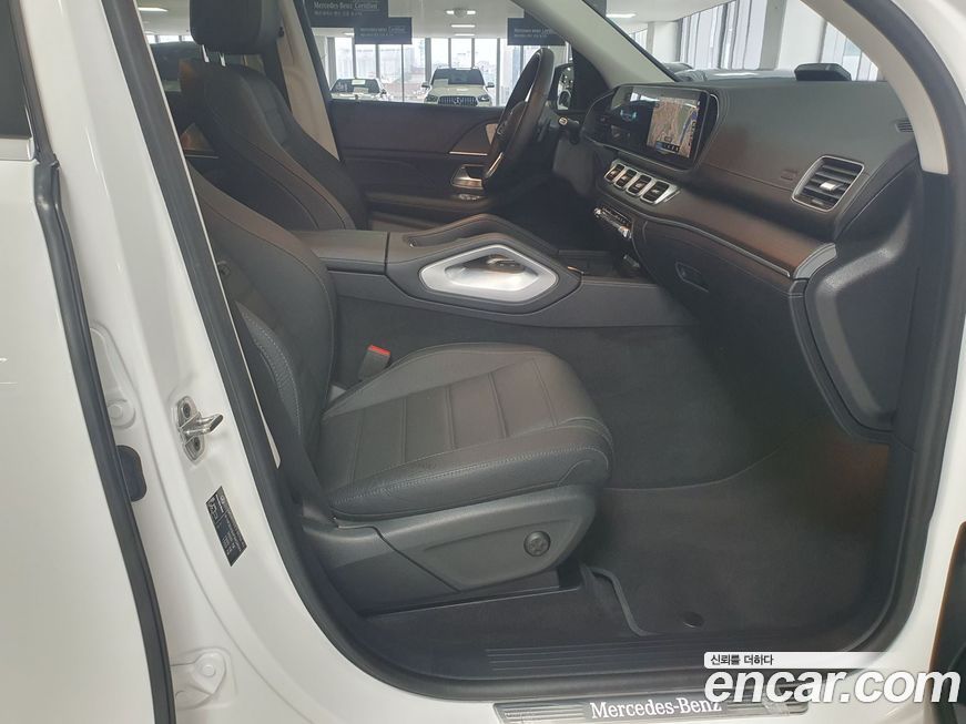 Mercedes-Benz GLE-Class 2023