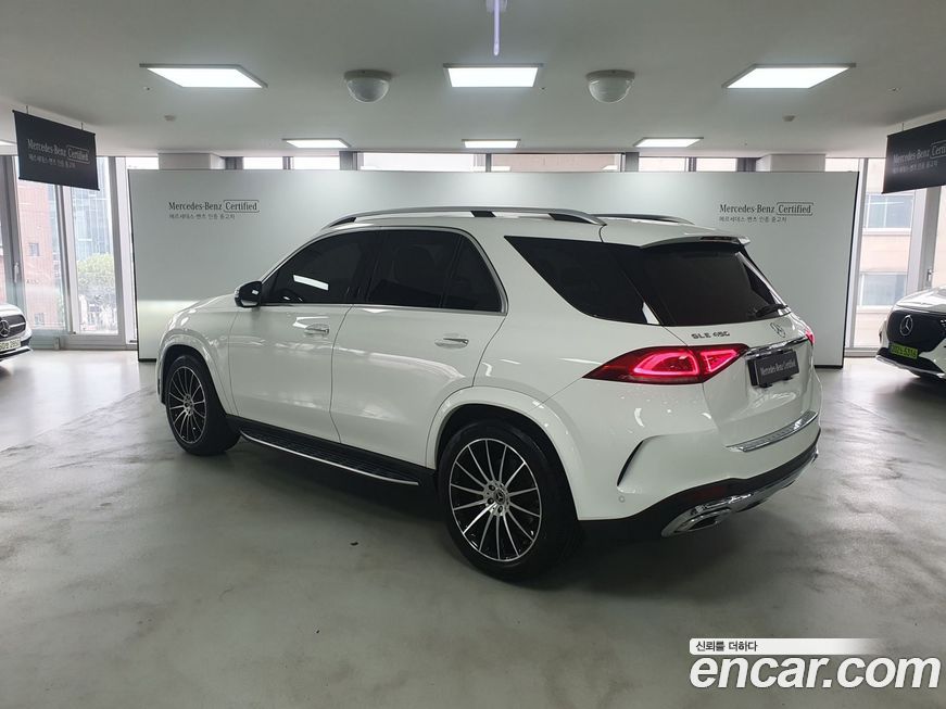 Mercedes-Benz GLE-Class 2023