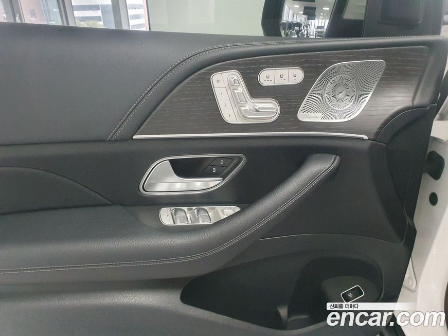 Mercedes-Benz GLE-Class 2023