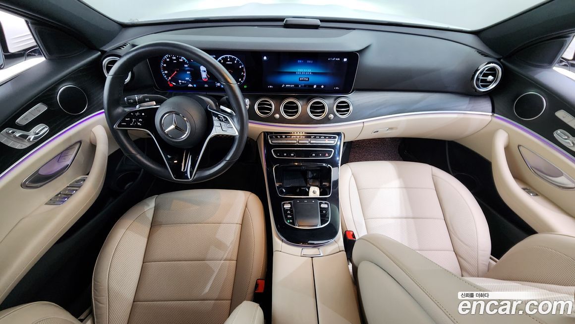 Mercedes-Benz E-Class 2023