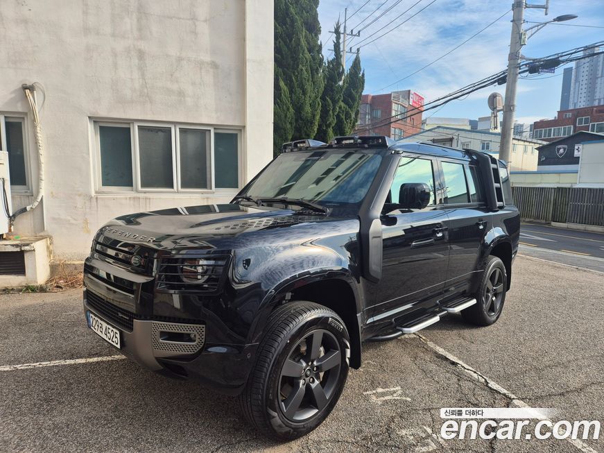Land Rover Defender 2023