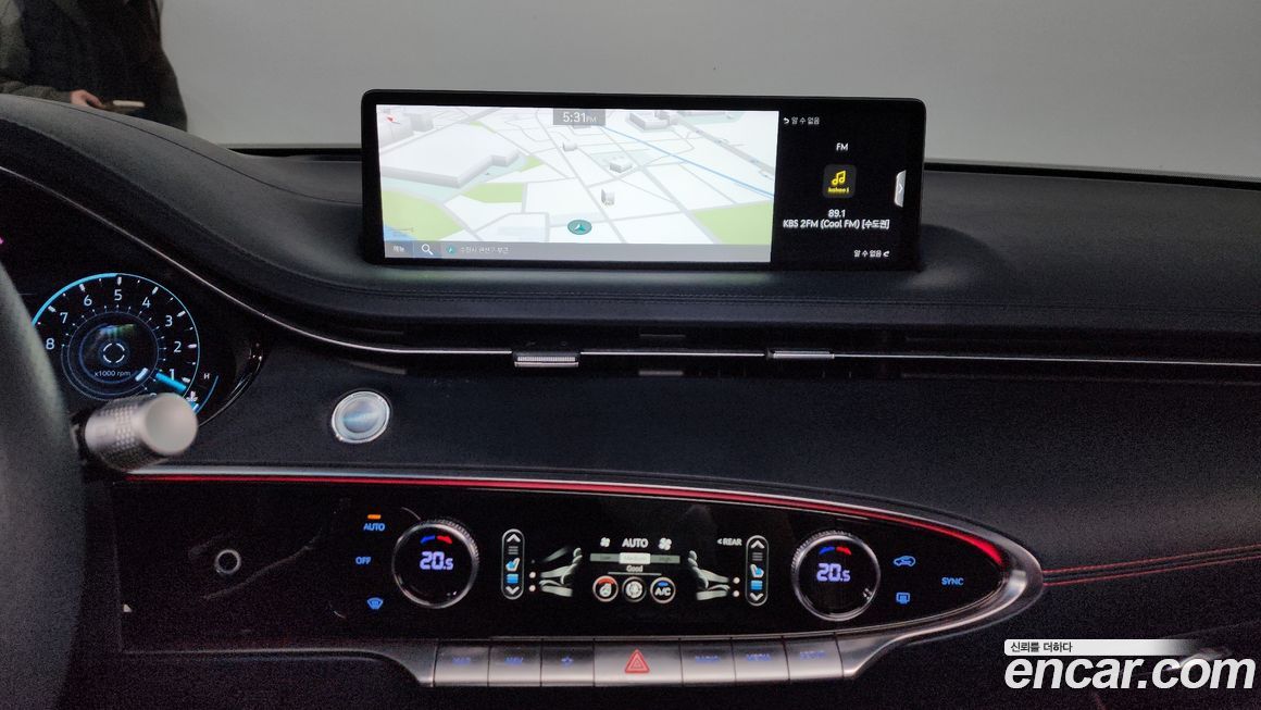 Genesis GV70 2023
