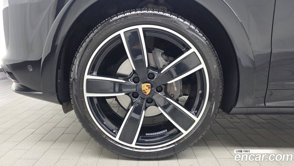 Porsche Cayenne 2022