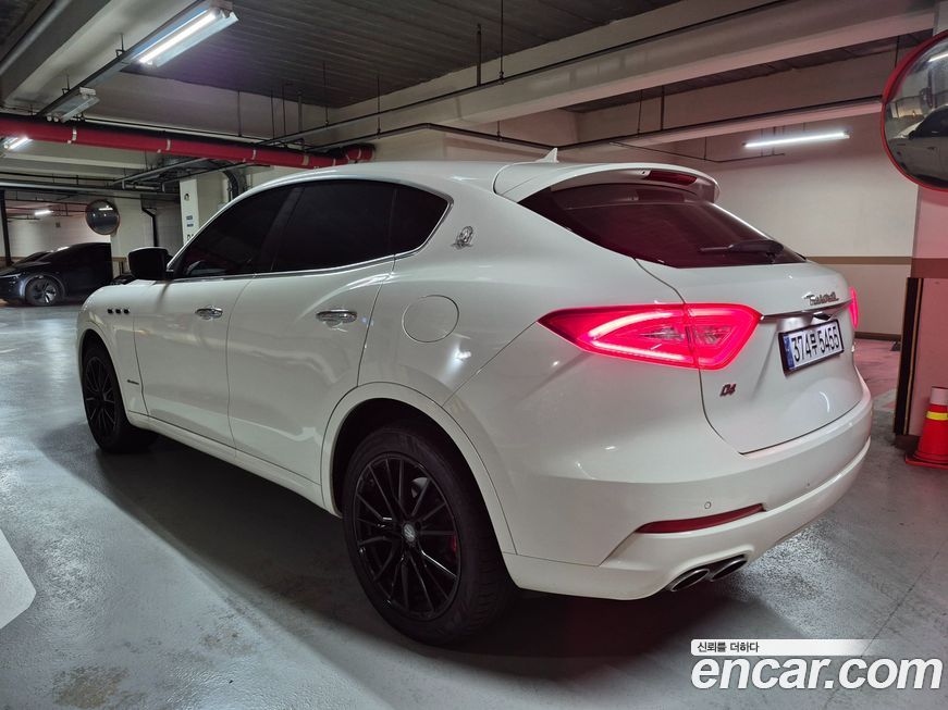 Maserati Levante 2019