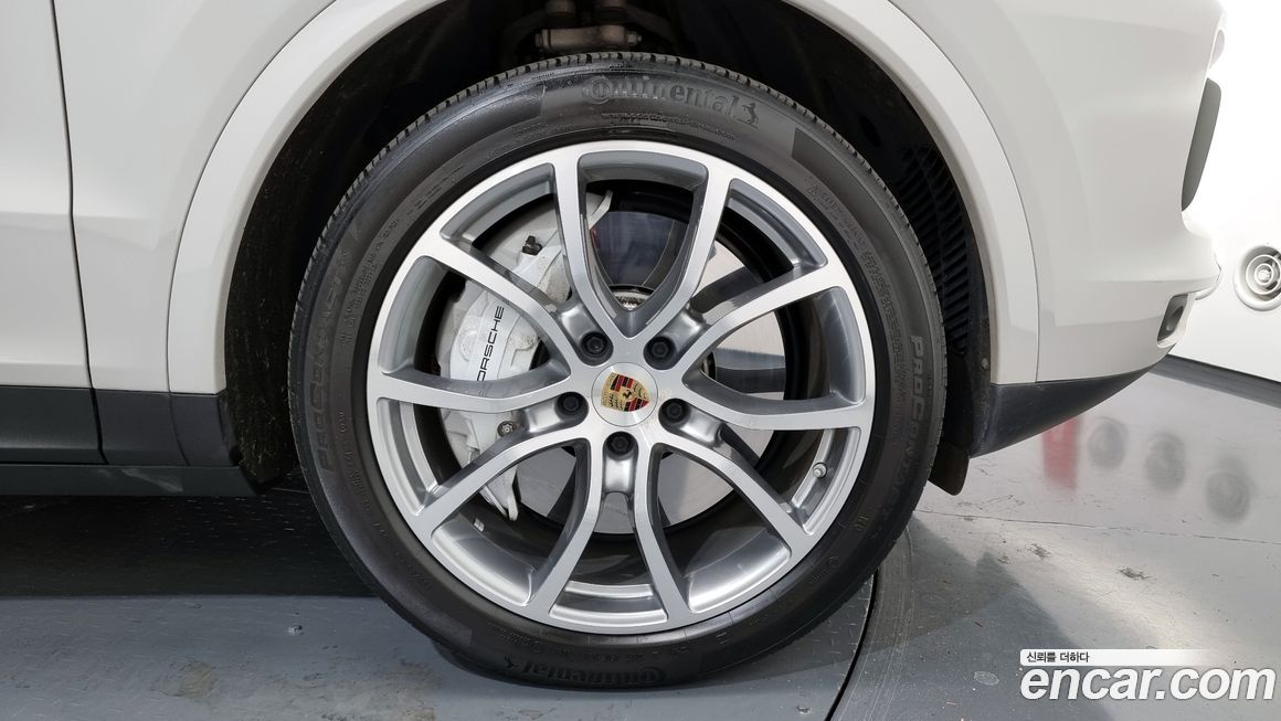 Porsche Cayenne 2020