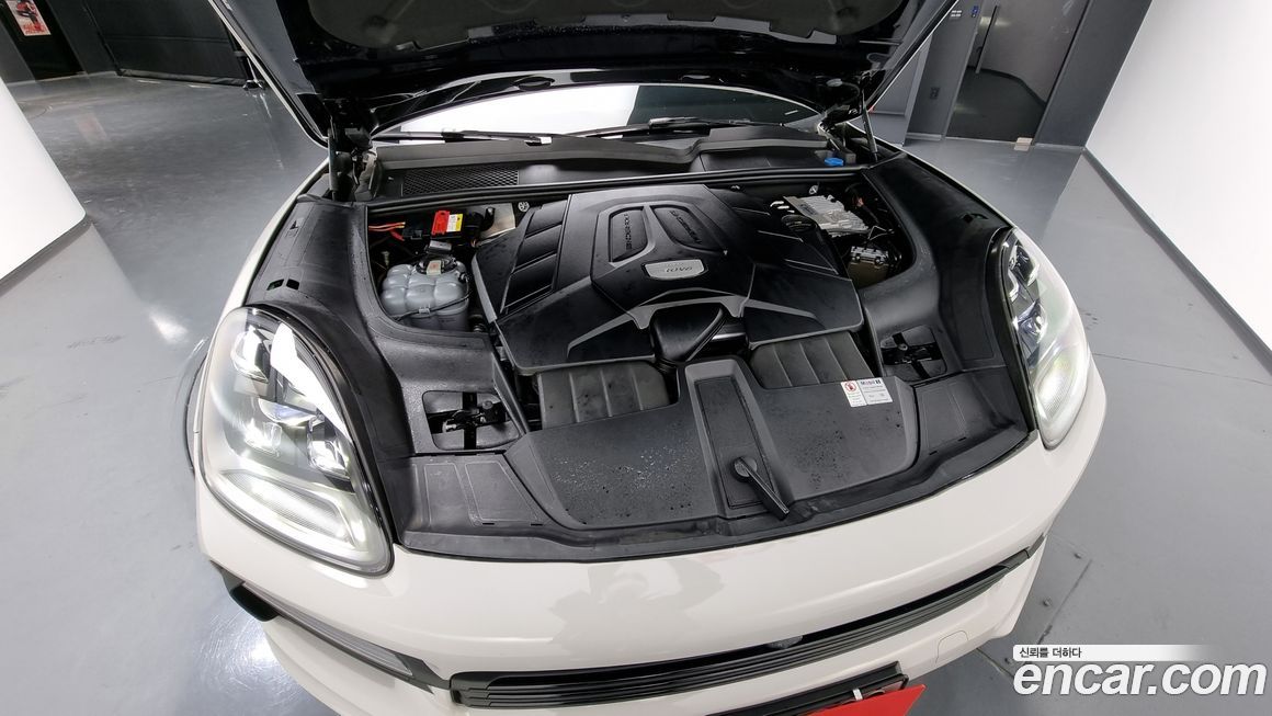 Porsche Cayenne 2020