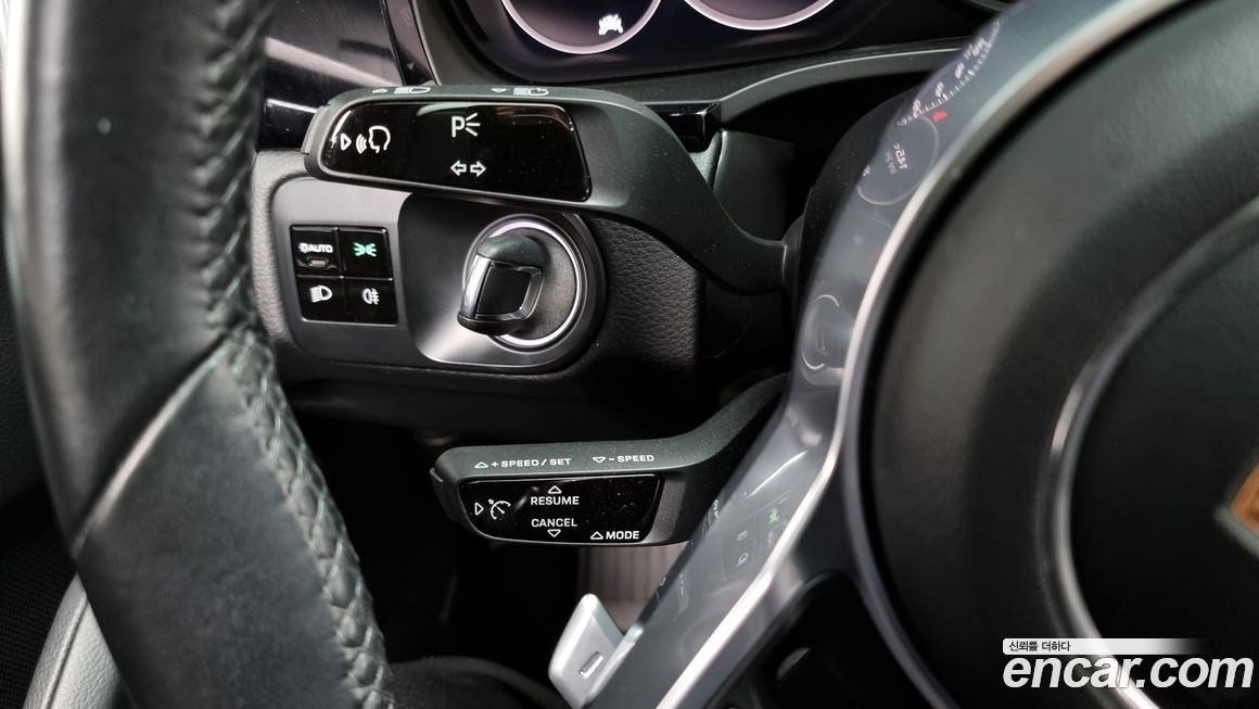 Porsche Cayenne 2020