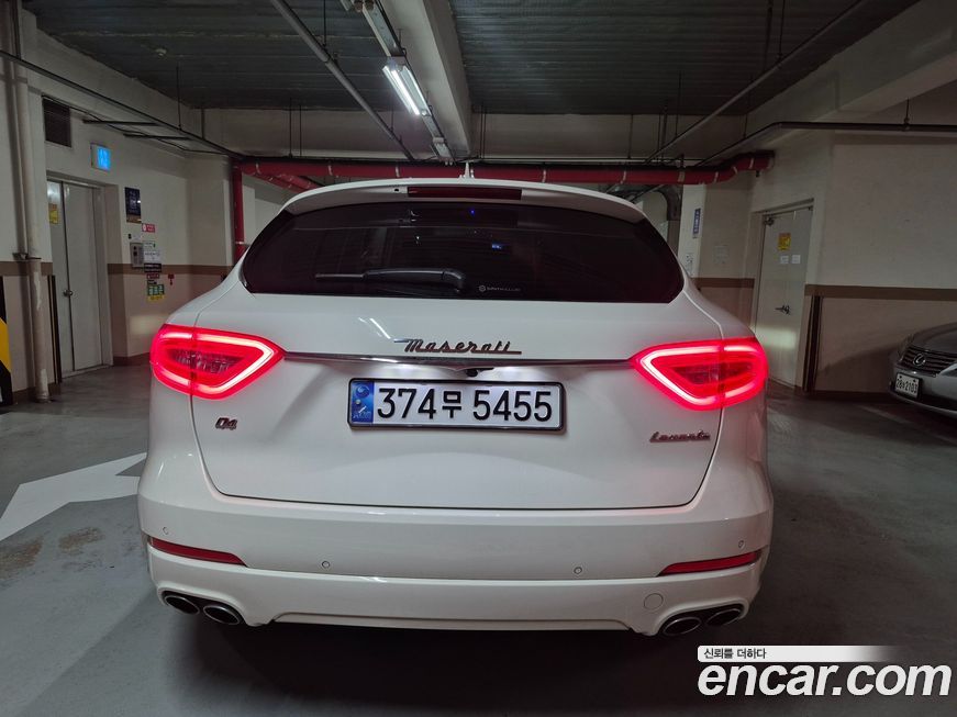 Maserati Levante 2019