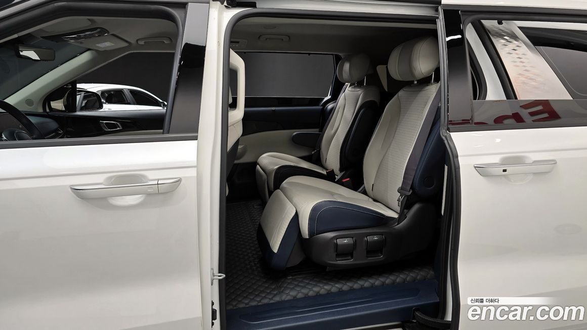 Kia Canival 2024