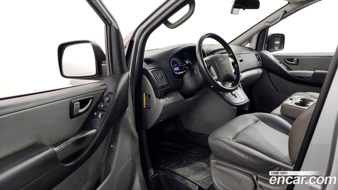Hyundai Starex 2019