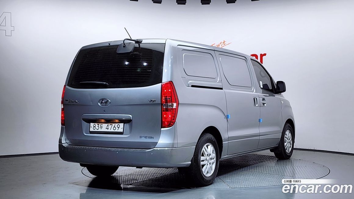 Hyundai Starex 2019