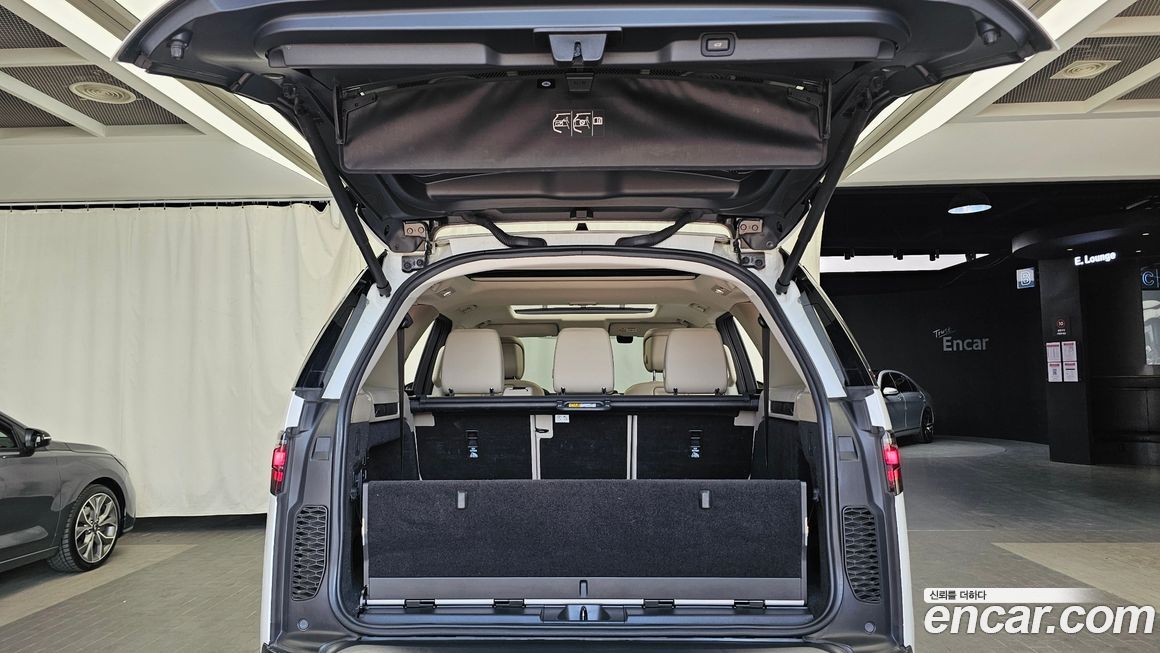 Land Rover Discovery 2022