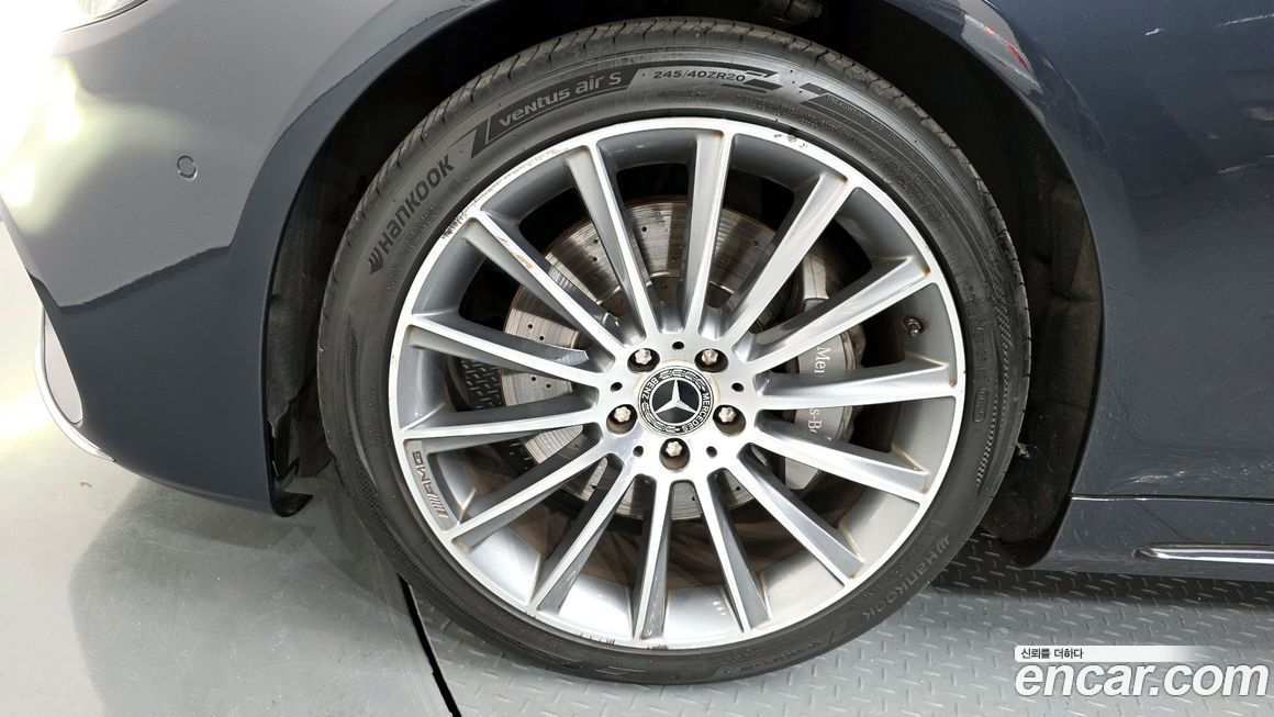 Mercedes-Benz S-Class 2018