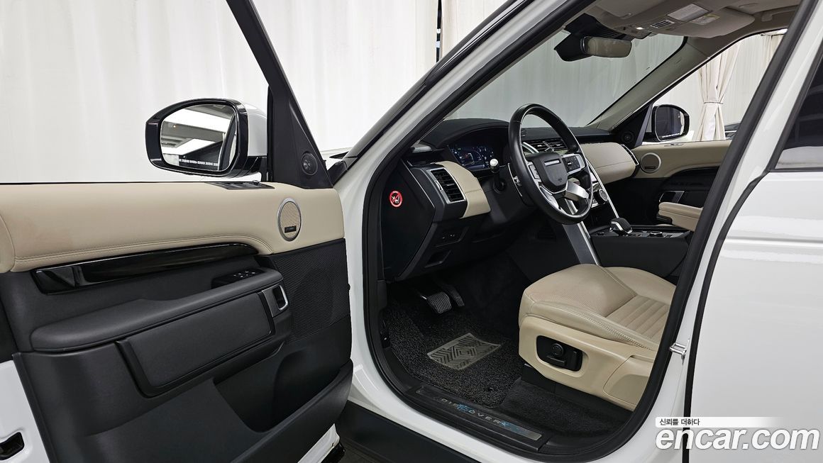 Land Rover Discovery 2022