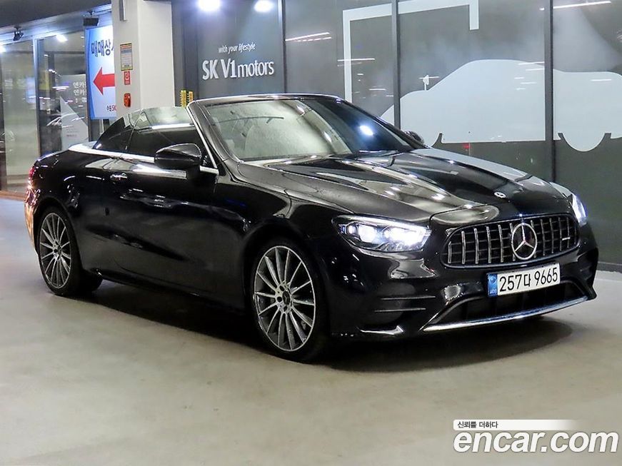 Mercedes-Benz E-Class 2022