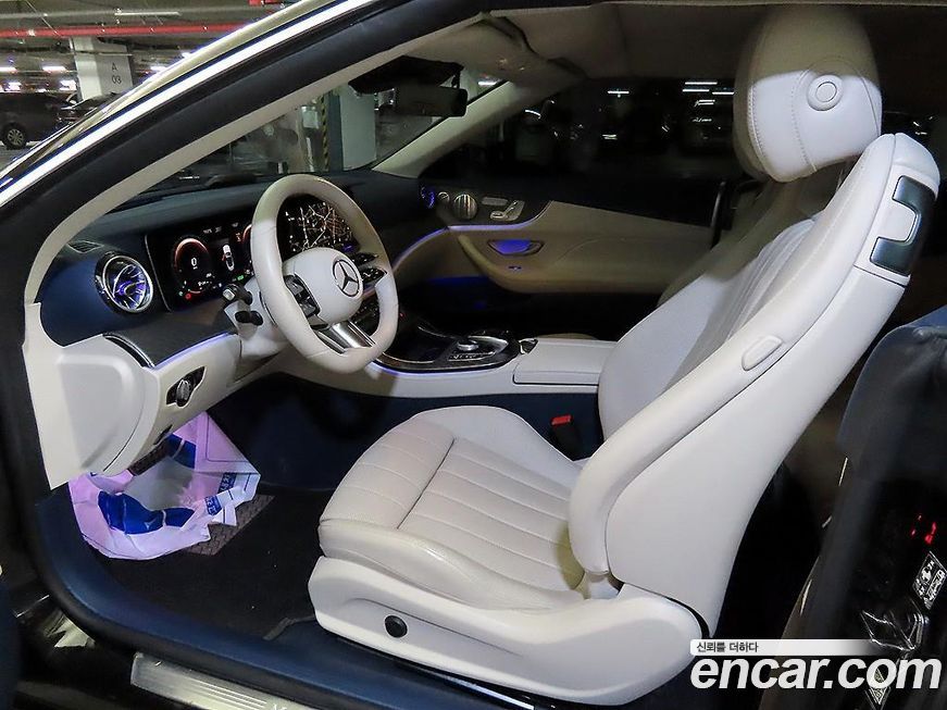 Mercedes-Benz E-Class 2022