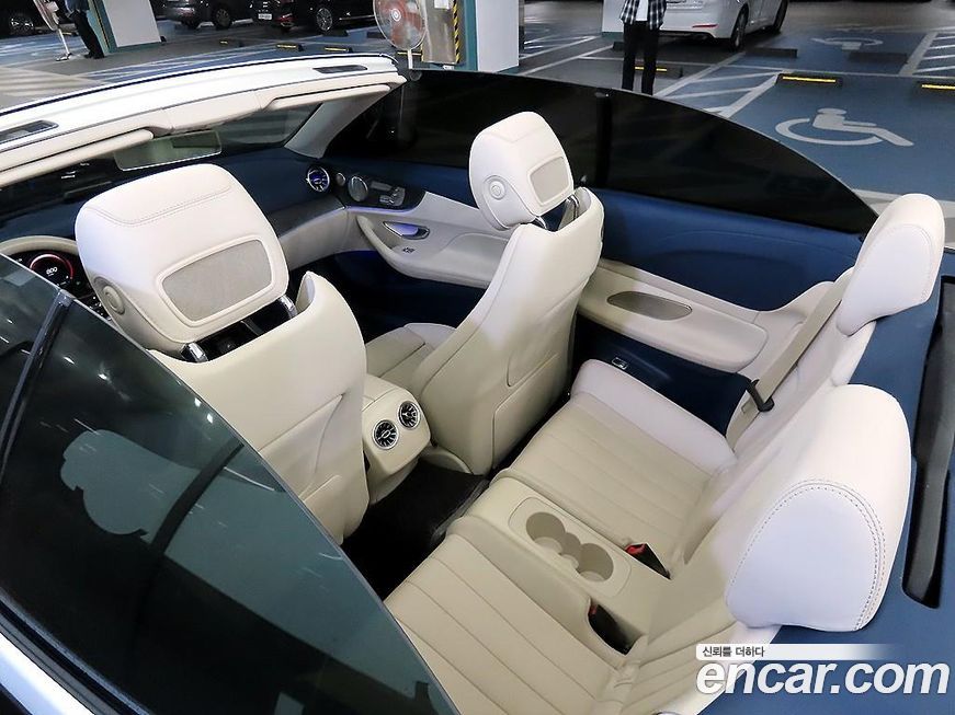 Mercedes-Benz E-Class 2022