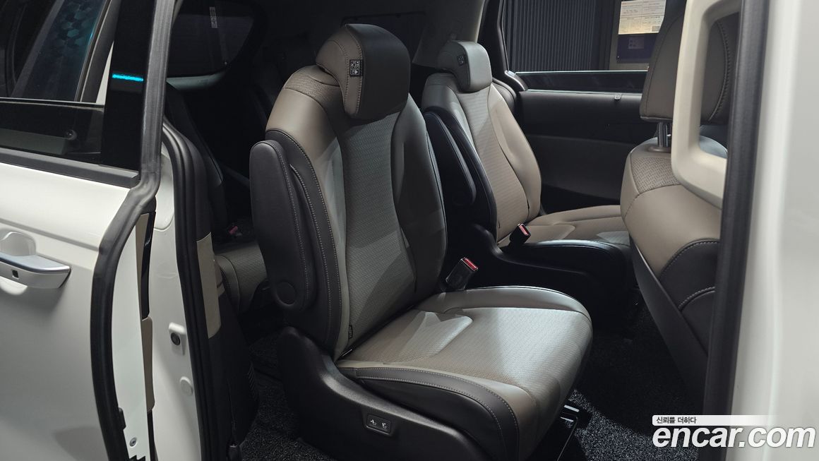 Kia Canival 2025