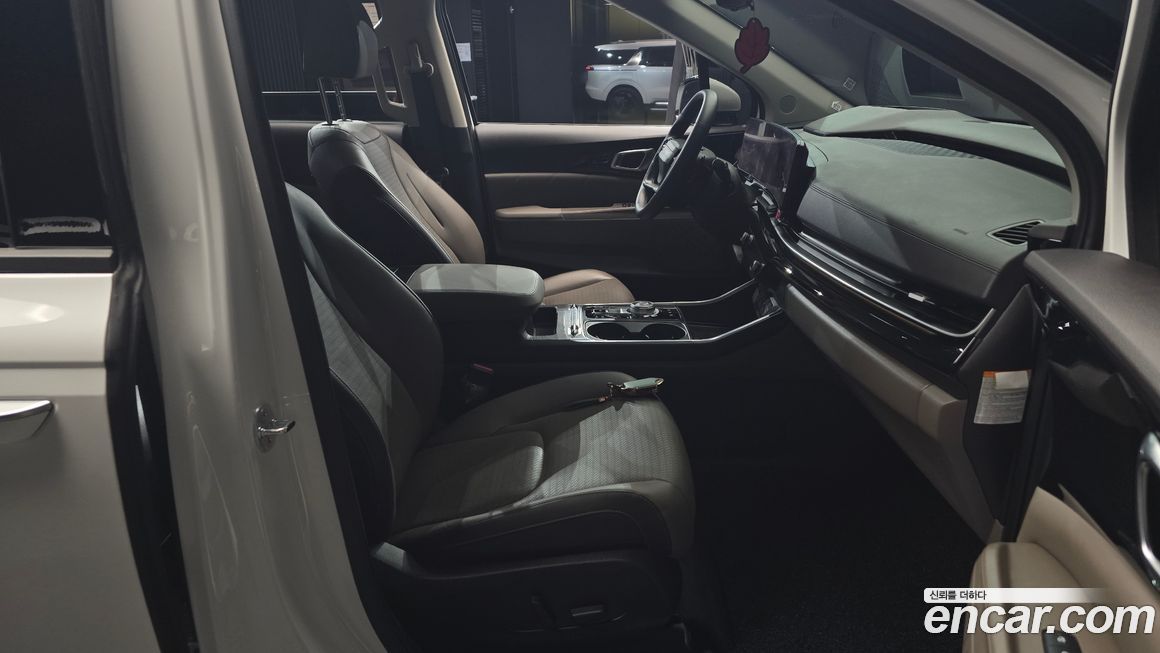 Kia Canival 2025