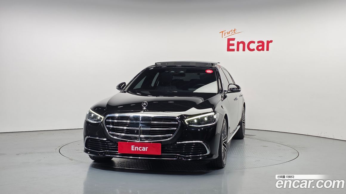 Mercedes-Benz S-Class 2021