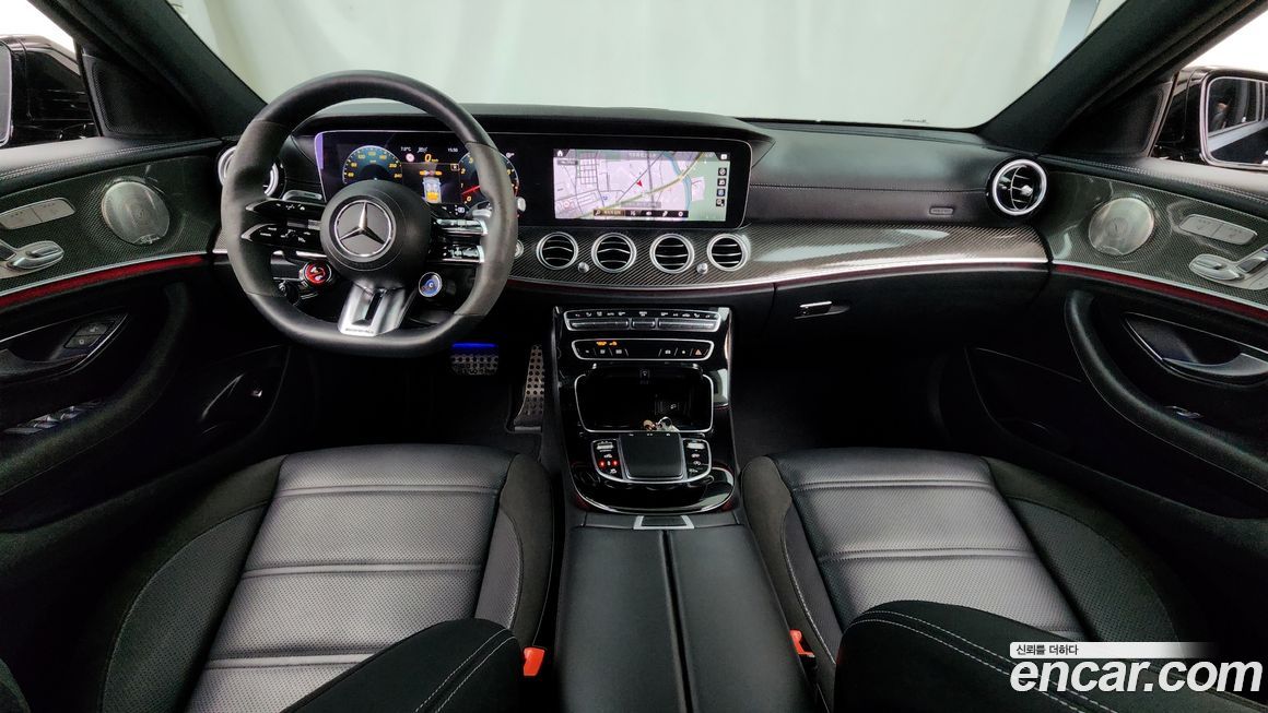 Mercedes-Benz E-Class 2022