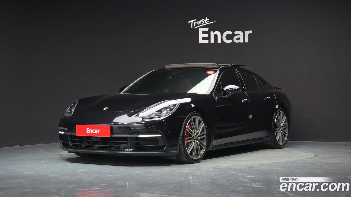 Porsche Panamera 2018