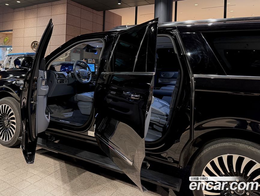 Lincoln Navigator 2021