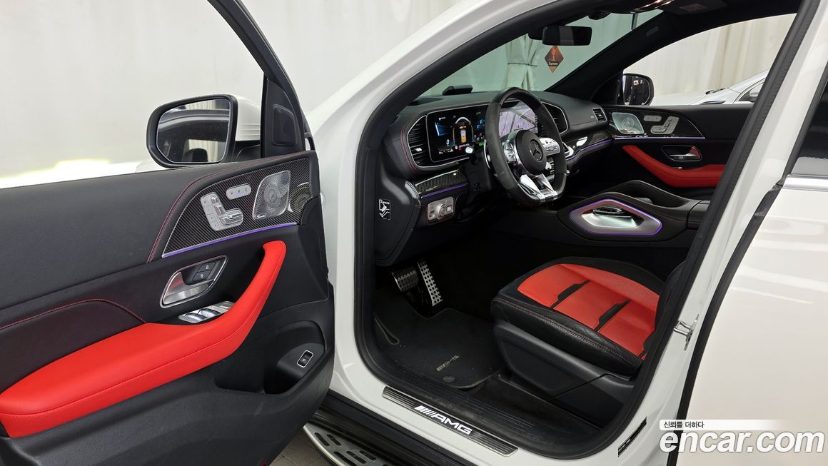 Mercedes-Benz GLE-Class 2021