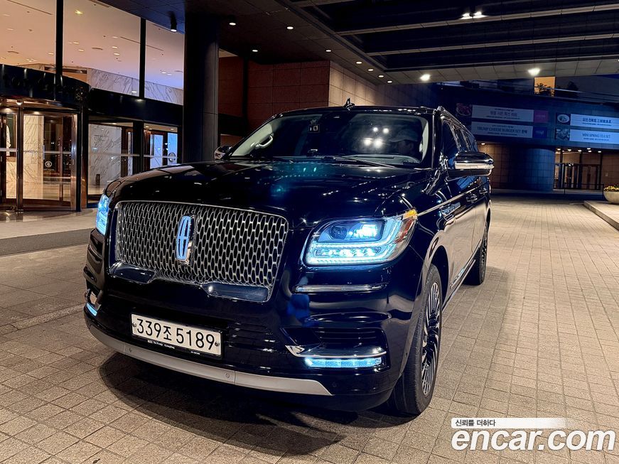 Lincoln Navigator 2021