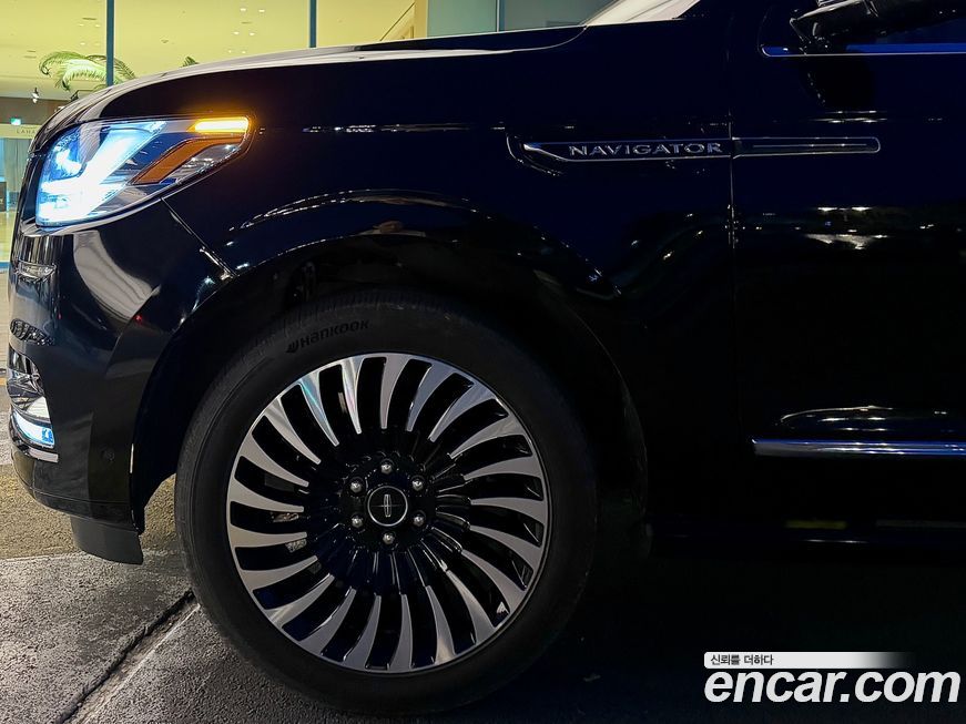 Lincoln Navigator 2021