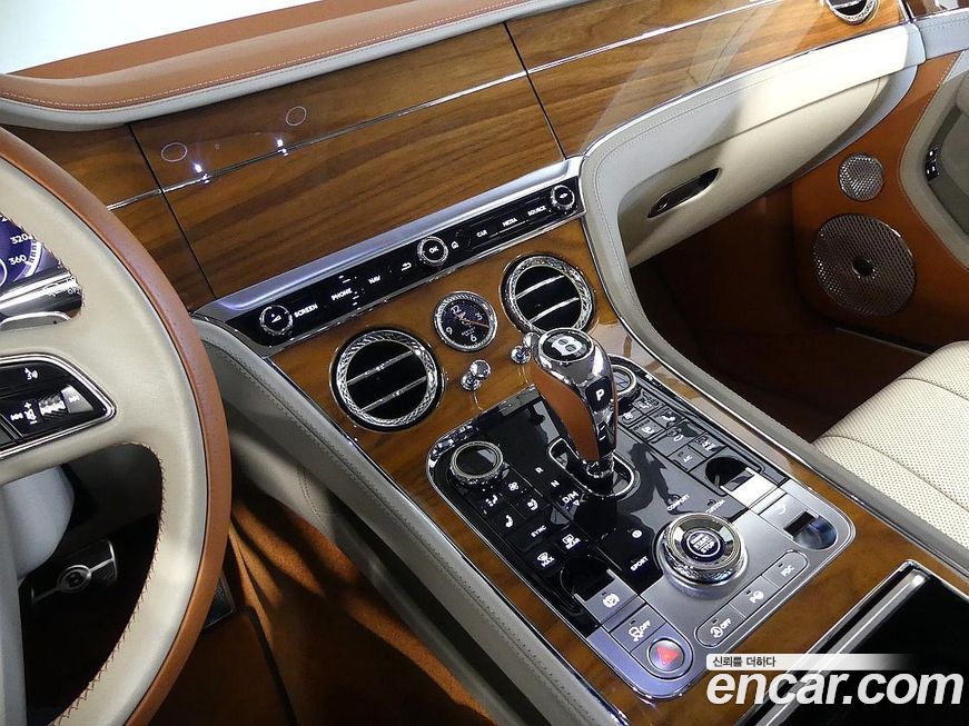 Bentley Continental 2022