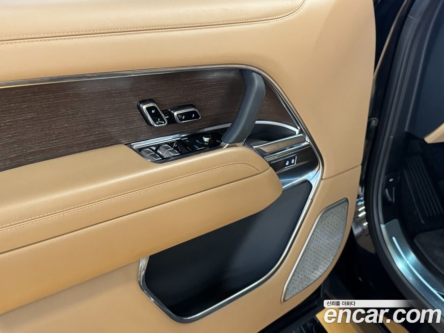 Land Rover Range Rover 2024