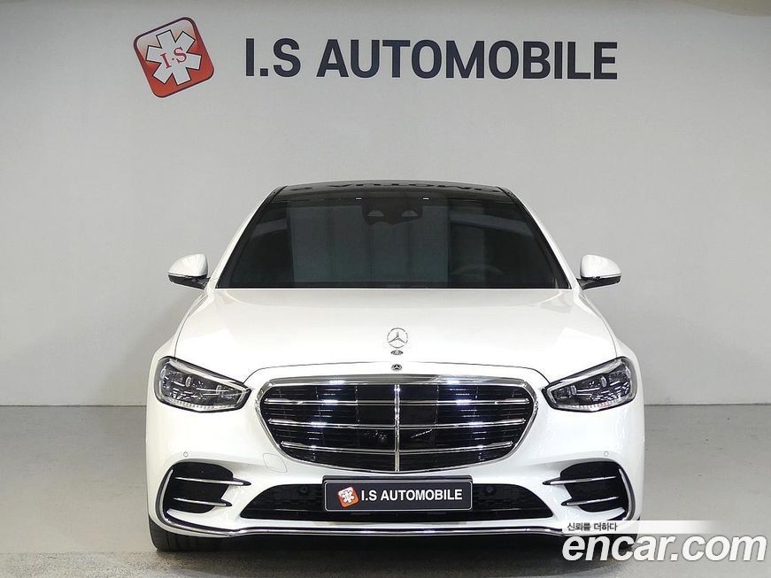 Mercedes-Benz S-Class 2024