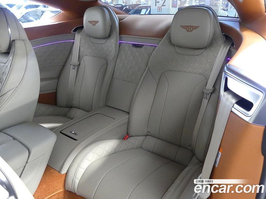 Bentley Continental 2022